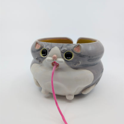 Blaaaagh! Cat Yarn Bowl (Grey Tabby)