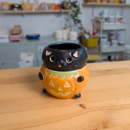 Pumpkin Cat Mug (Black)